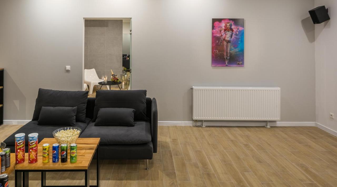 Apartment Jacuzzi Party & Event Space Up To 40 Krakau